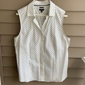 Talbots Sleeveless Anchor Design Blouse